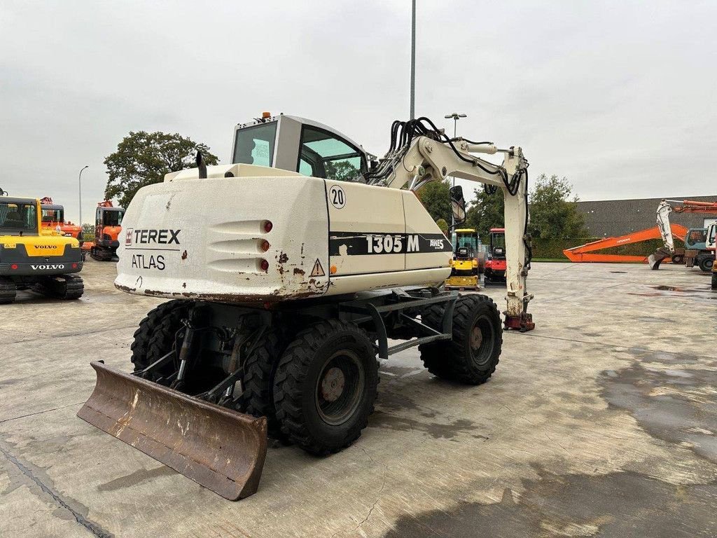 Mobilbagger des Typs Atlas 1305M, Gebrauchtmaschine in Antwerpen (Bild 4)