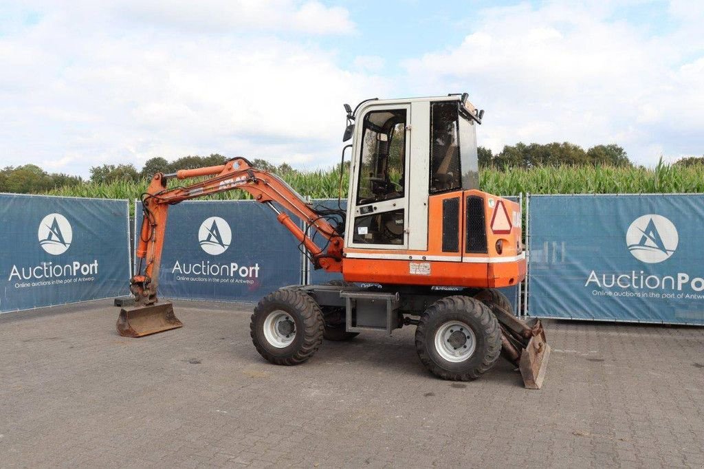 Mobilbagger van het type Atlas 804, Gebrauchtmaschine in Antwerpen (Foto 3)