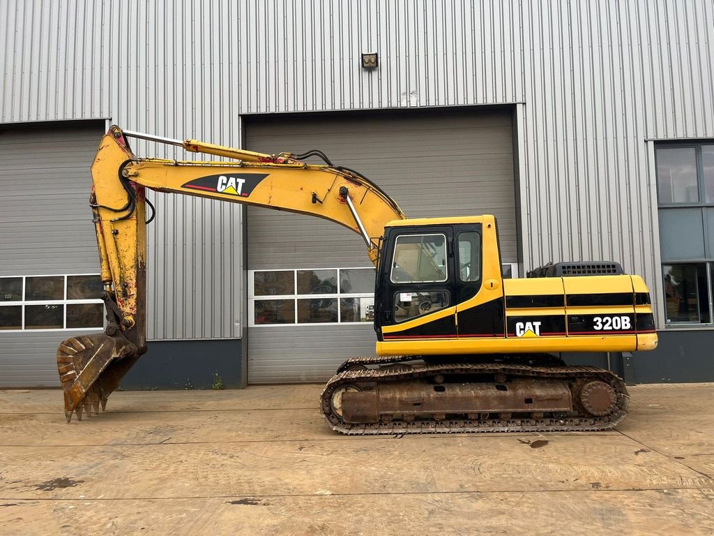 Mobilbagger Türe ait Caterpillar 320B, Gebrauchtmaschine içinde Velddriel (resim 1)