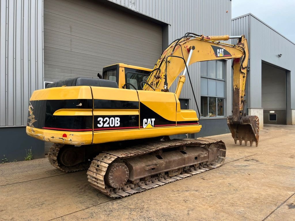 Mobilbagger Türe ait Caterpillar 320B, Gebrauchtmaschine içinde Velddriel (resim 7)