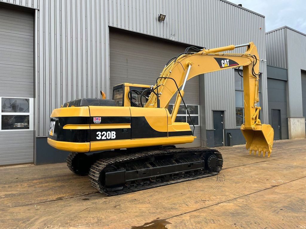 Mobilbagger van het type Caterpillar 320B, Gebrauchtmaschine in Velddriel (Foto 5)