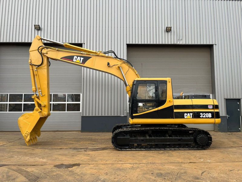 Mobilbagger del tipo Caterpillar 320B, Gebrauchtmaschine In Velddriel