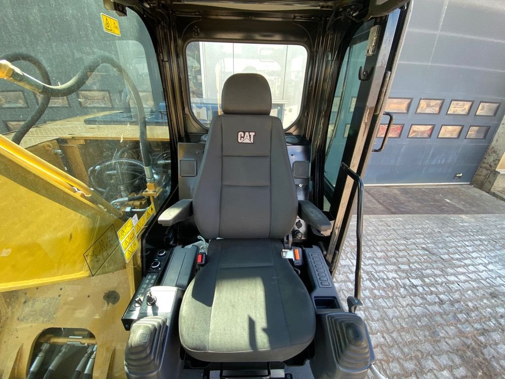 Mobilbagger del tipo Caterpillar 320D3, Neumaschine en Velddriel (Imagen 9)