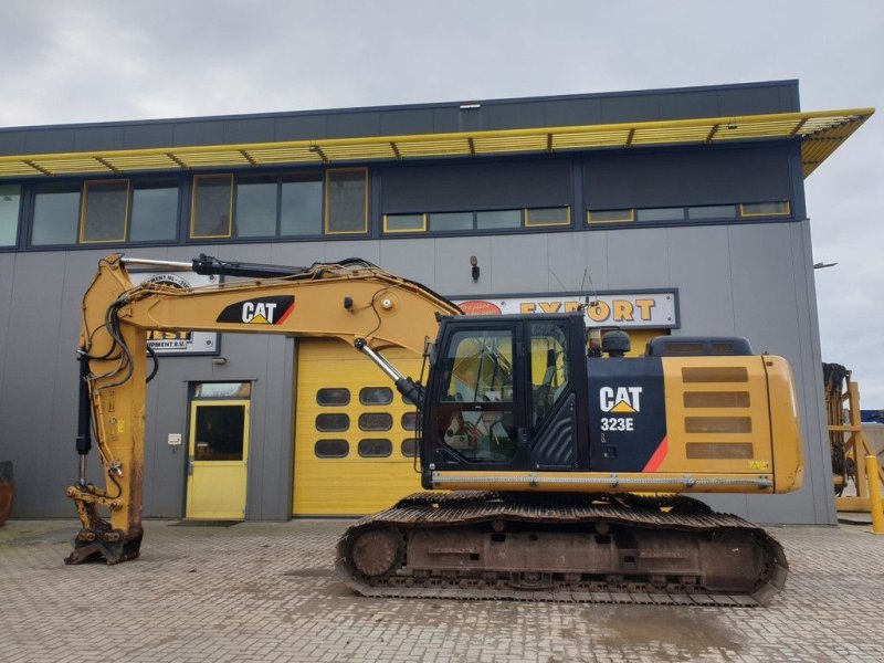 Mobilbagger des Typs Caterpillar 323EL, Gebrauchtmaschine in Krabbendijke (Bild 1)