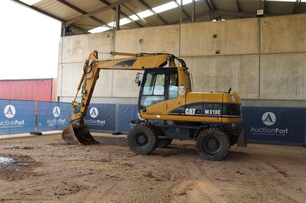 Mobilbagger des Typs Caterpillar M313C, Gebrauchtmaschine in Antwerpen (Bild 3)