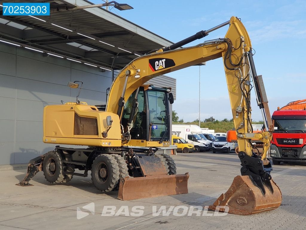 Mobilbagger van het type Caterpillar M314 F BLADE + OUTRIGGERS, Gebrauchtmaschine in Veghel (Foto 3)