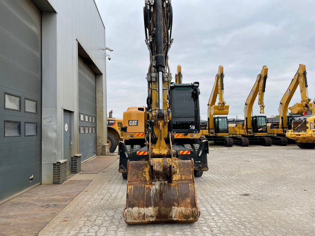 Mobilbagger типа Caterpillar M314F with Outriggers, Gebrauchtmaschine в Velddriel (Фотография 5)