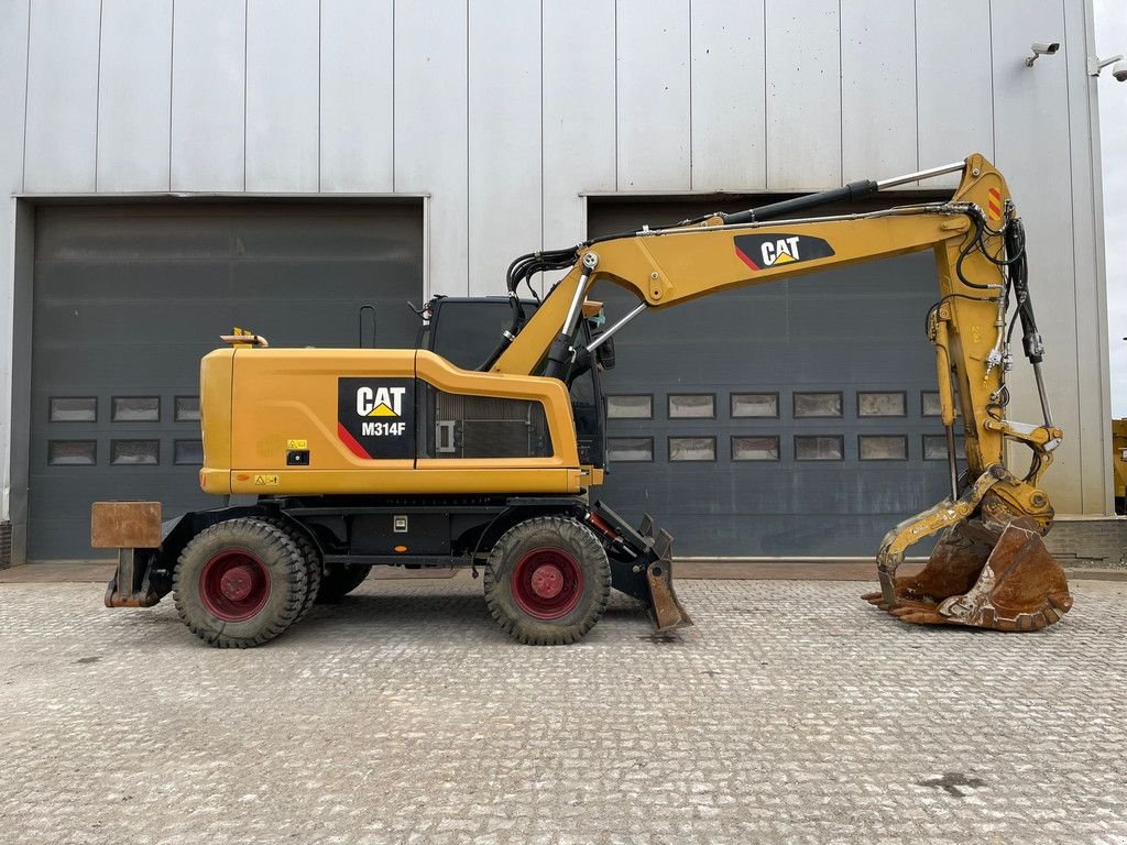 Mobilbagger des Typs Caterpillar M314F with Outriggers, Gebrauchtmaschine in Velddriel (Bild 7)