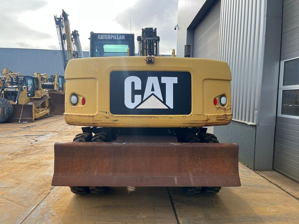 Mobilbagger del tipo Caterpillar M316D NEW TIRES / BUCKET, Gebrauchtmaschine en Velddriel (Imagen 4)