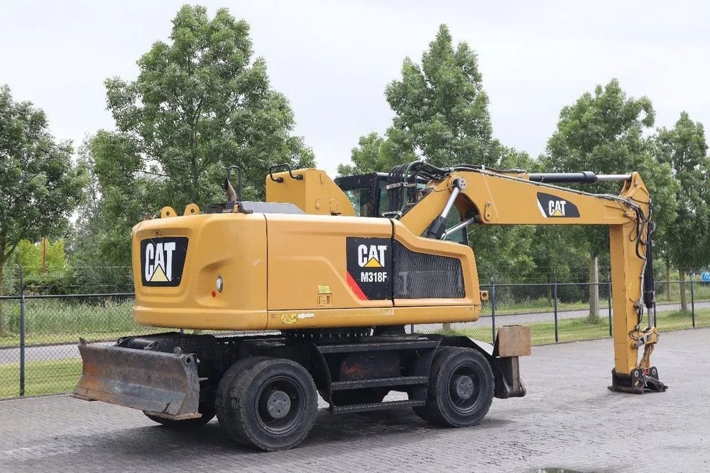 Mobilbagger van het type Caterpillar M318F M 318 F QUICK COUPLER MATERIAL HANDLER UMSCHLAG, Gebrauchtmaschine in Marknesse (Foto 7)