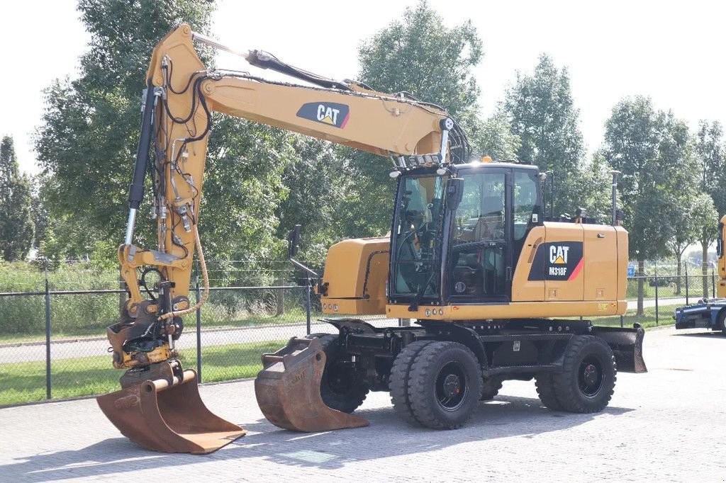 Mobilbagger tip Caterpillar M318F ROTOTILT GPS 2X BUCKET BSS, Gebrauchtmaschine in Marknesse (Poză 2)