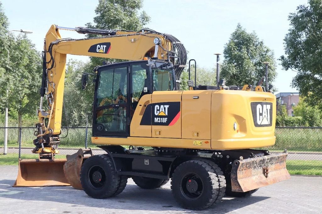 Mobilbagger van het type Caterpillar M318F ROTOTILT GPS 2X BUCKET BSS, Gebrauchtmaschine in Marknesse (Foto 3)