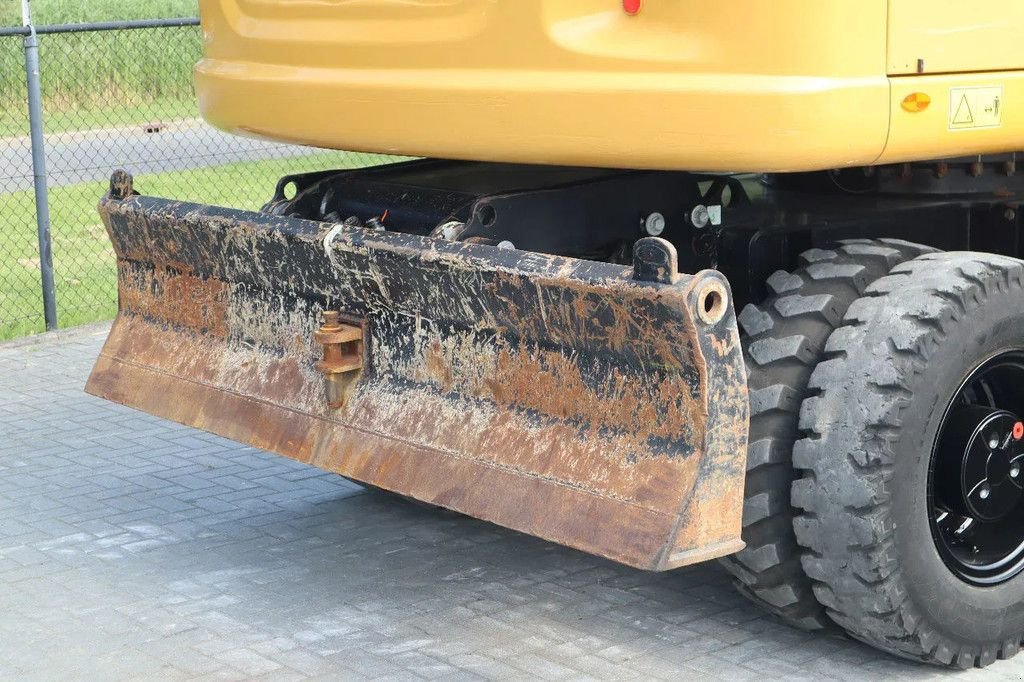 Mobilbagger van het type Caterpillar M318F ROTOTILT GPS 2X BUCKET BSS, Gebrauchtmaschine in Marknesse (Foto 8)