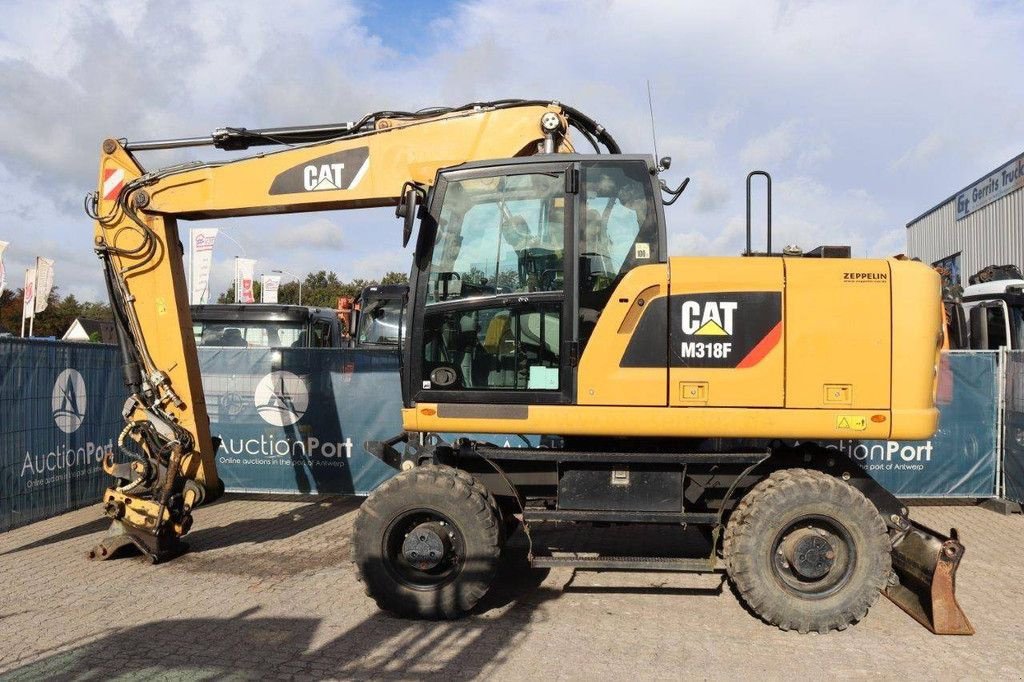 Mobilbagger Türe ait Caterpillar M318F, Gebrauchtmaschine içinde Antwerpen (resim 2)