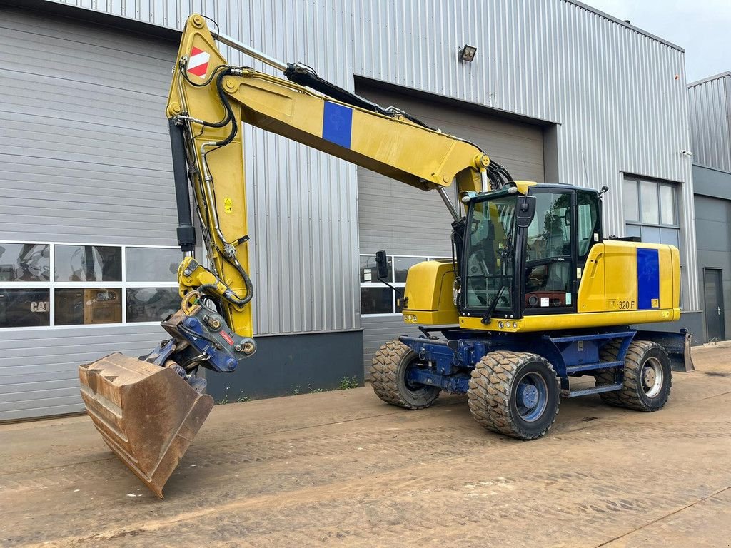 Mobilbagger du type Caterpillar M320F, Gebrauchtmaschine en Velddriel (Photo 2)