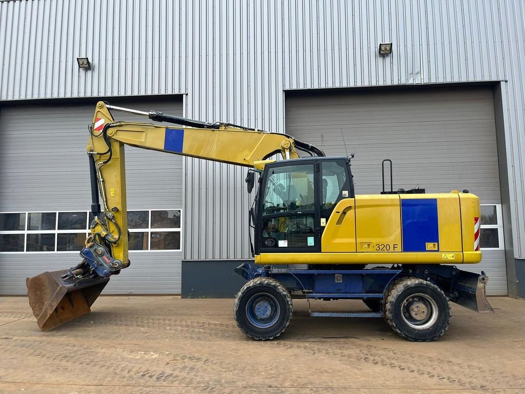 Mobilbagger of the type Caterpillar M320F, Gebrauchtmaschine in Velddriel (Picture 1)