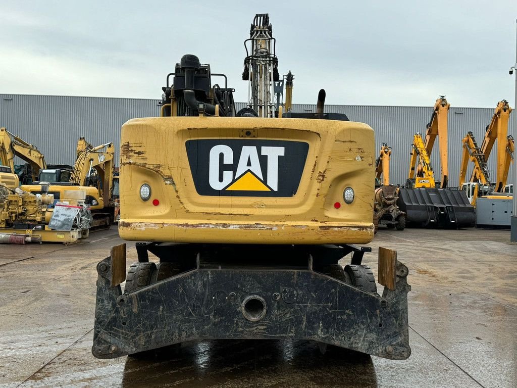 Mobilbagger tip Caterpillar MH3022, Gebrauchtmaschine in Velddriel (Poză 4)