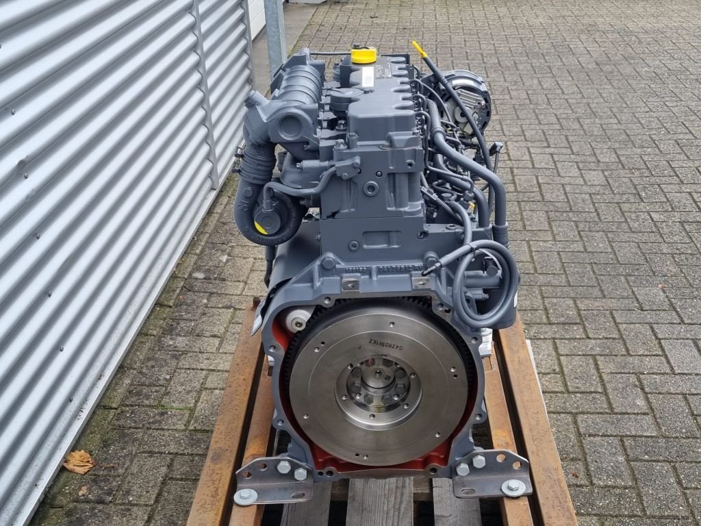 Mobilbagger Türe ait Deutz TD2011L04 W, Gebrauchtmaschine içinde Apeldoorn (resim 9)