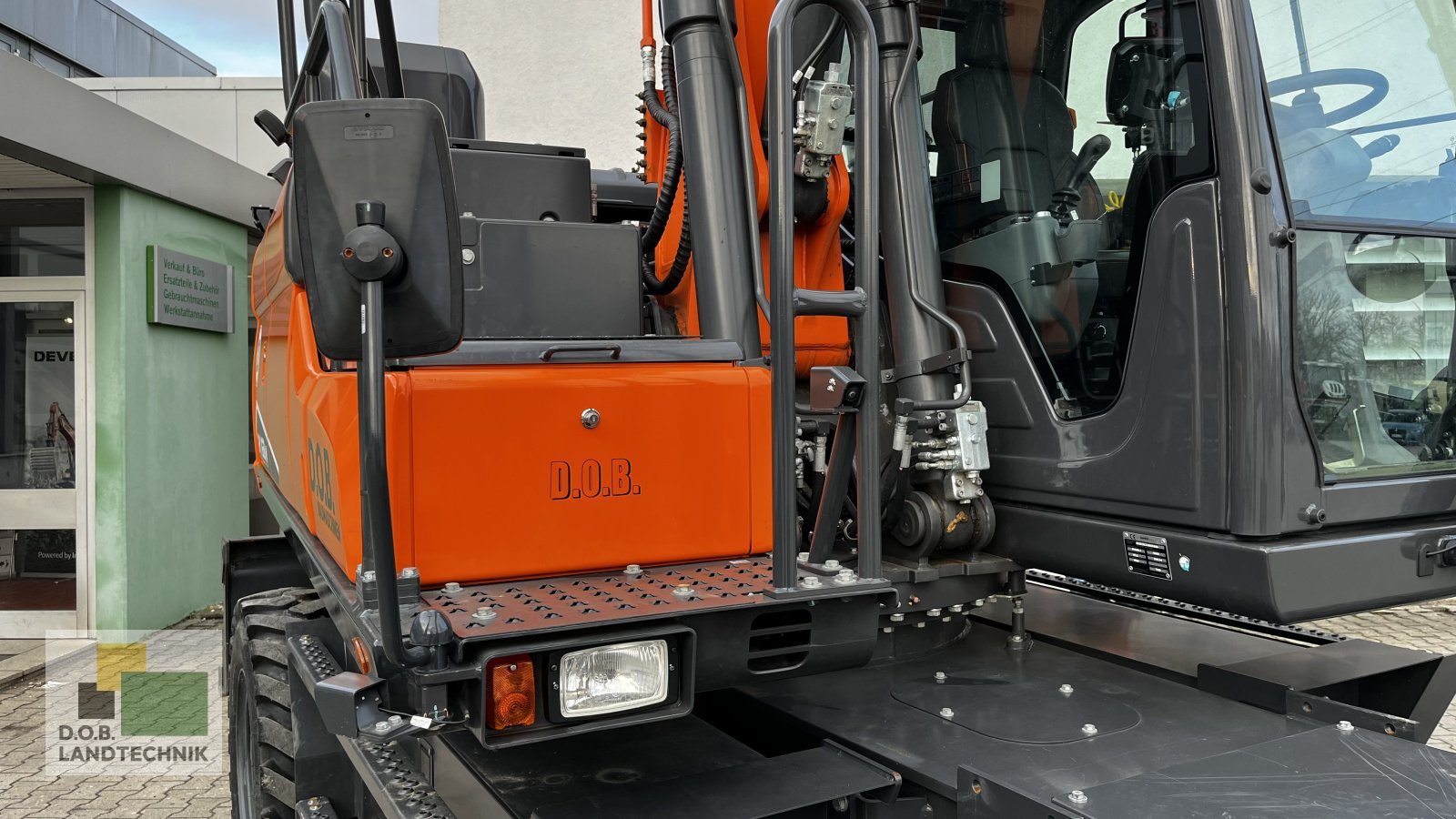 Mobilbagger des Typs Doosan DX 160W-7, Gebrauchtmaschine in Regensburg (Bild 16)