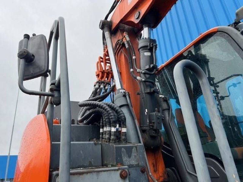 Mobilbagger del tipo Doosan DX 165 W-5, Gebrauchtmaschine In Sittard (Immagine 11)