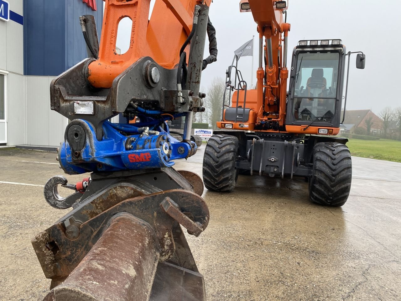 Mobilbagger tip Doosan DX140W-3, Gebrauchtmaschine in Arum (Poză 4)