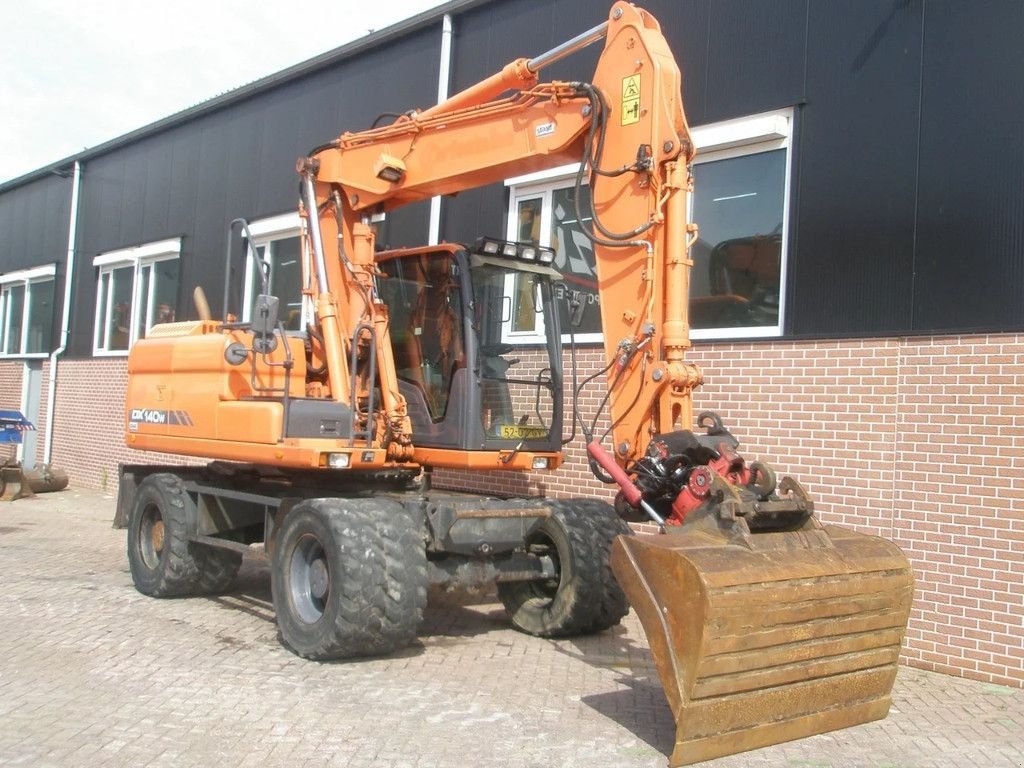 Mobilbagger del tipo Doosan DX140W-3, Gebrauchtmaschine en Barneveld (Imagen 4)