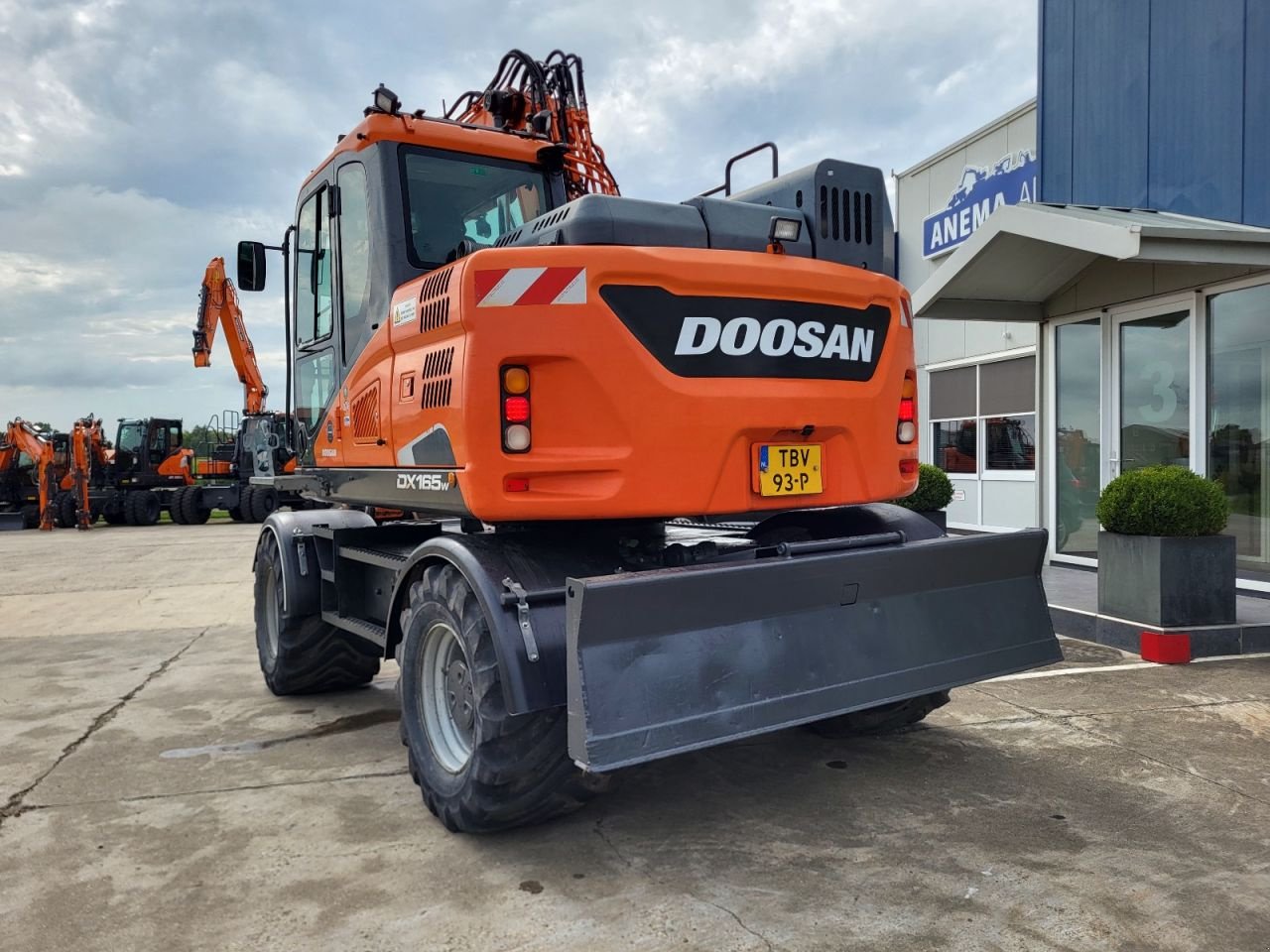 Mobilbagger des Typs Doosan DX165W-5, Gebrauchtmaschine in Arum (Bild 2)