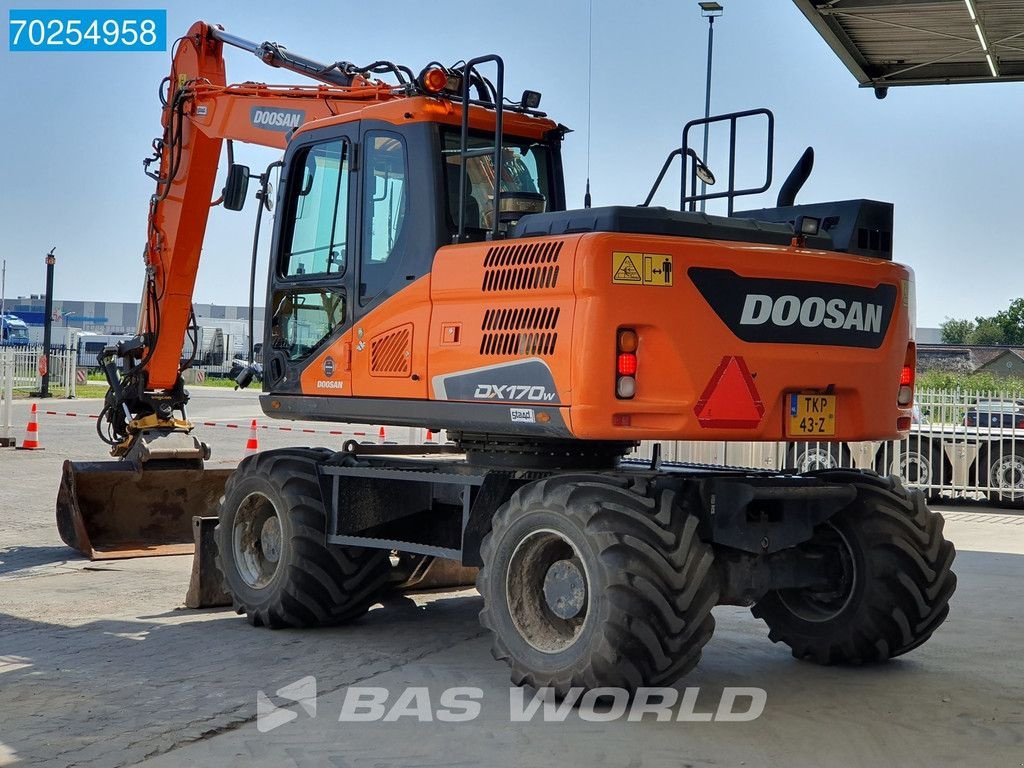 Mobilbagger Türe ait Doosan DX170W-5 DUTCH MACHINE - ROTO TILT, Gebrauchtmaschine içinde Veghel (resim 2)