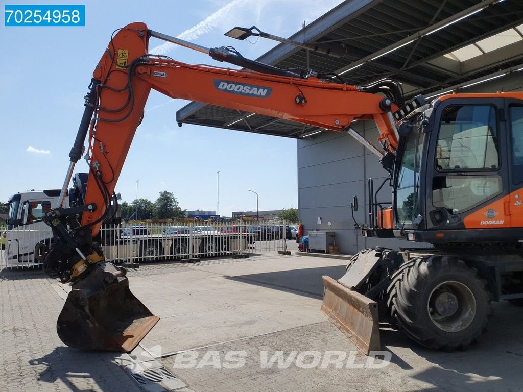 Mobilbagger des Typs Doosan DX170W-5 DUTCH MACHINE - ROTO TILT, Gebrauchtmaschine in Veghel (Bild 7)