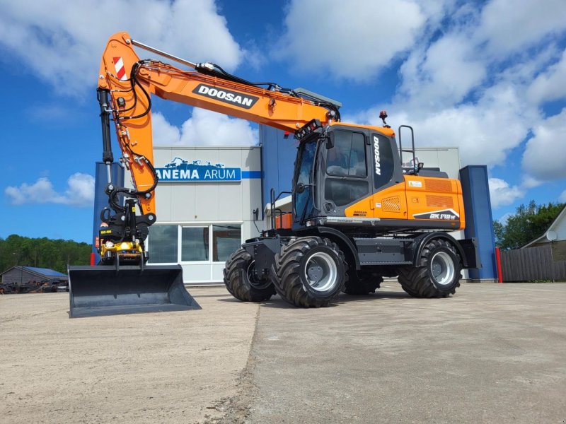 Mobilbagger del tipo Doosan DX170W-7, Gebrauchtmaschine en Arum (Imagen 1)