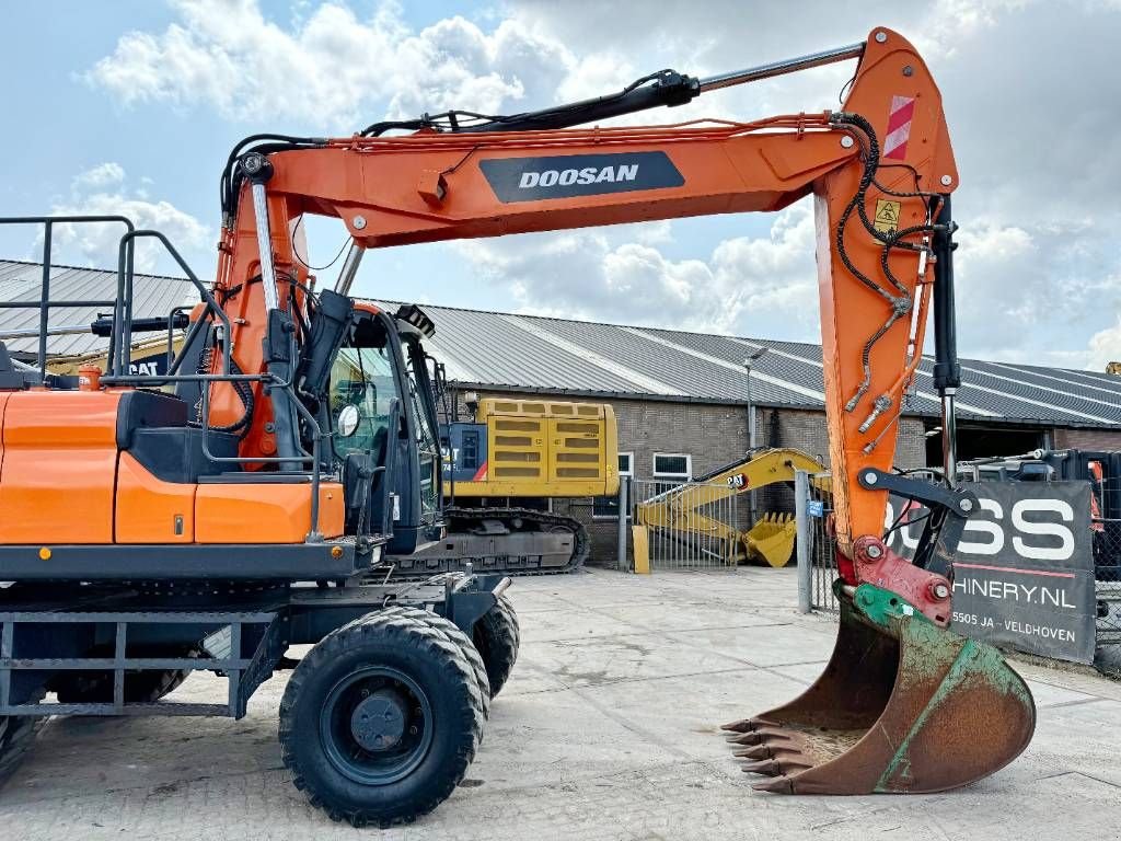 Mobilbagger Türe ait Doosan DX190W-5 - German Machine / Triple Boom, Gebrauchtmaschine içinde Veldhoven (resim 11)