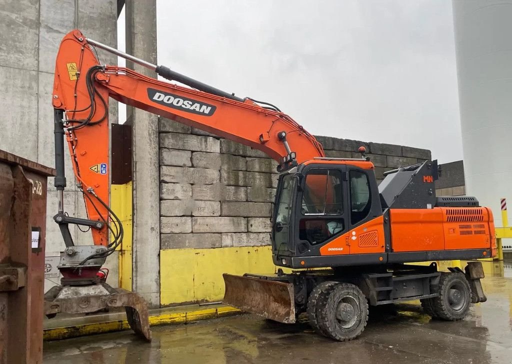 Mobilbagger typu Doosan DX210 WE-5, Gebrauchtmaschine v Wevelgem (Obrázek 1)