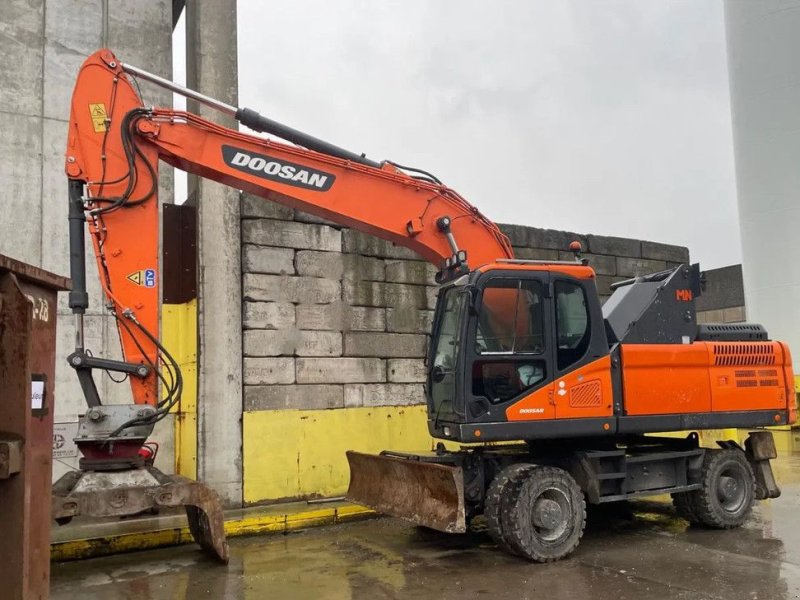 Mobilbagger typu Doosan DX210 WE-5, Gebrauchtmaschine v Wevelgem