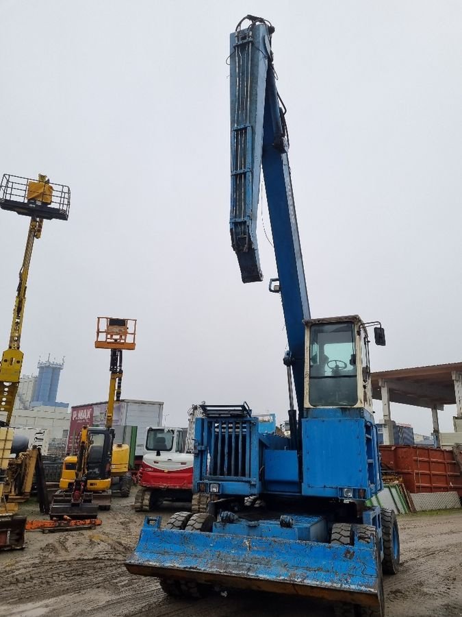 Mobilbagger del tipo Fuchs MHL330H, Gebrauchtmaschine en Gabersdorf (Imagen 17)