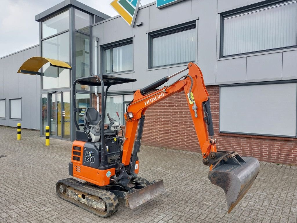 Mobilbagger des Typs Hitachi 19U, Gebrauchtmaschine in Wierden (Bild 10)