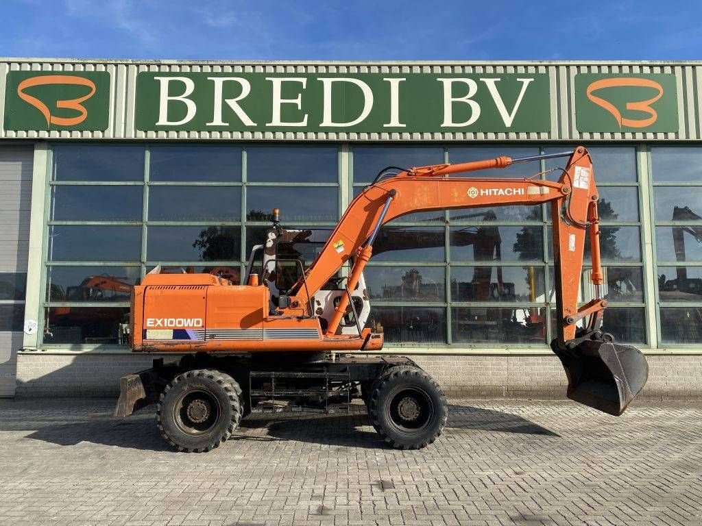 Mobilbagger del tipo Hitachi EX 100 W D, Gebrauchtmaschine en Roosendaal (Imagen 2)