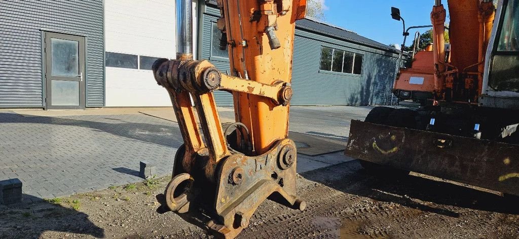 Mobilbagger от тип Hitachi FH 150w, Gebrauchtmaschine в Scharsterbrug (Снимка 9)