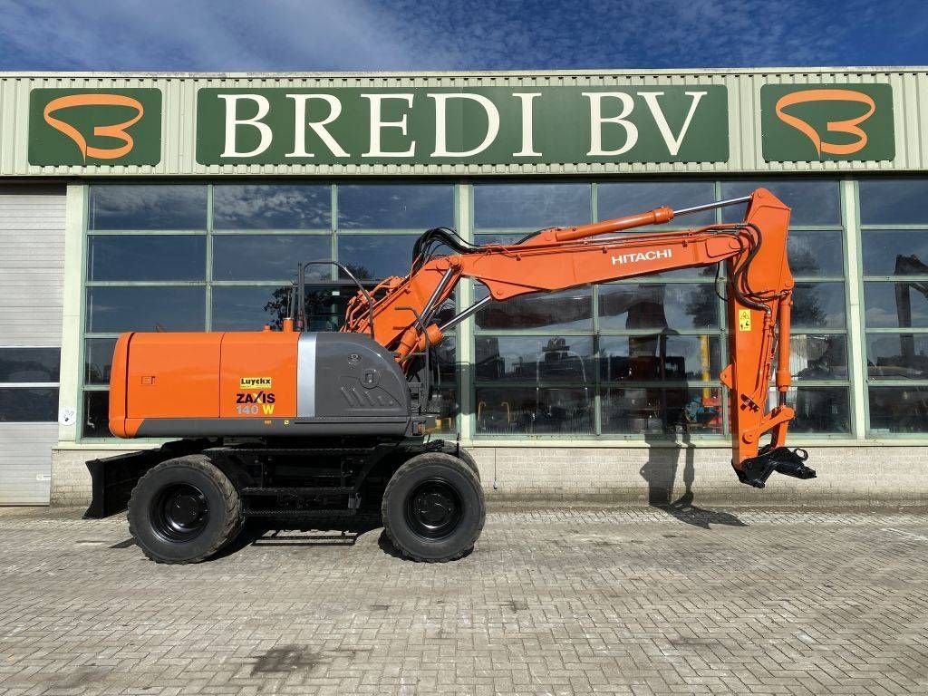 Mobilbagger del tipo Hitachi ZAXIS 140W-3, Gebrauchtmaschine en Roosendaal (Imagen 5)