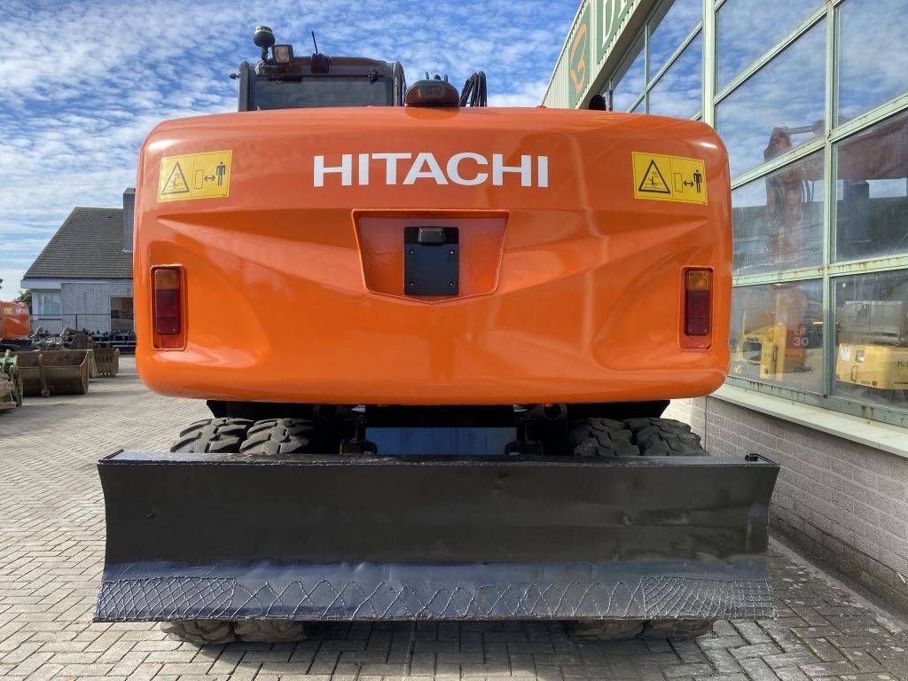 Mobilbagger del tipo Hitachi ZAXIS 140W-3, Gebrauchtmaschine In Roosendaal (Immagine 9)