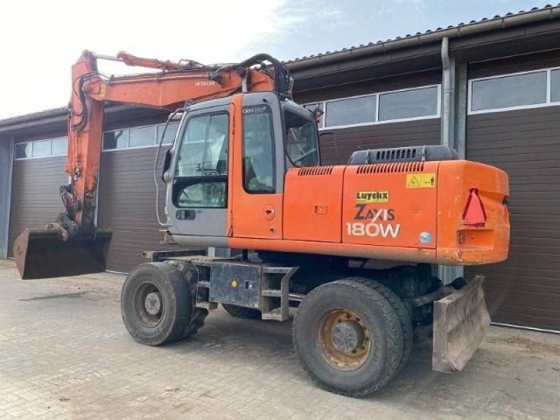 Mobilbagger del tipo Hitachi Zaxis 180W, Gebrauchtmaschine en Roosendaal (Imagen 3)