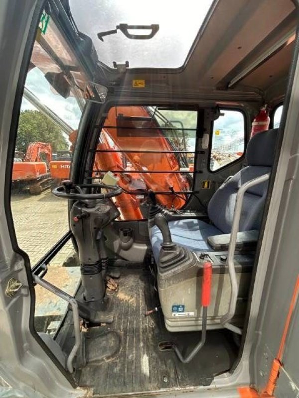 Mobilbagger typu Hitachi ZX 130 W, Gebrauchtmaschine w Roosendaal (Zdjęcie 11)