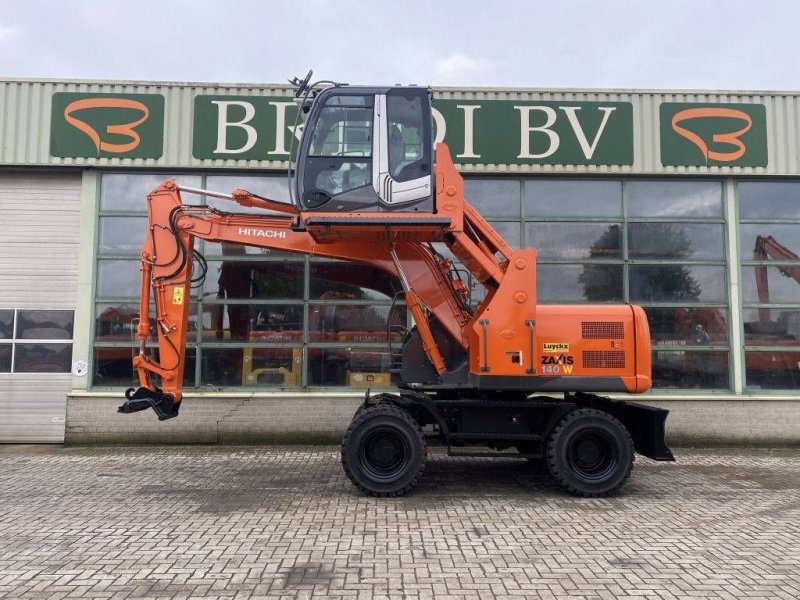 Mobilbagger del tipo Hitachi ZX 140 W-3 MET LIFT CABIN, Gebrauchtmaschine In Roosendaal (Immagine 1)