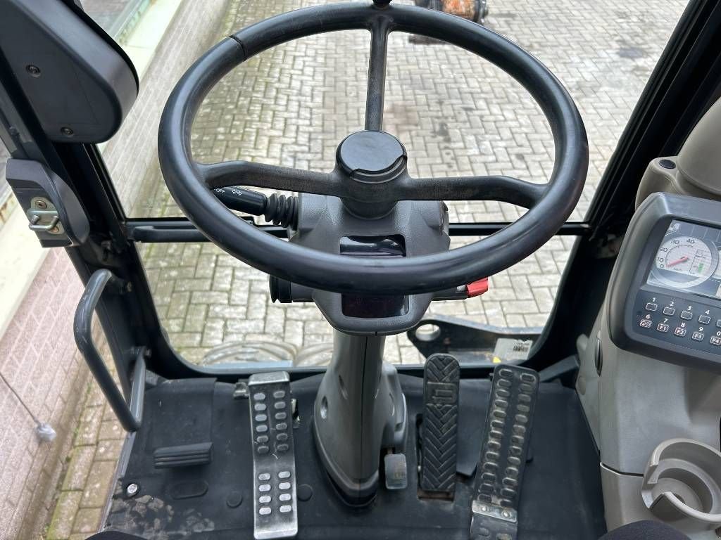 Mobilbagger типа Hitachi ZX 140 W-3, Gebrauchtmaschine в Roosendaal (Фотография 8)