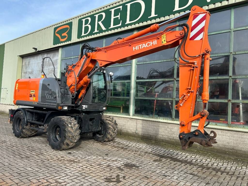 Mobilbagger del tipo Hitachi ZX 140 W-3, Gebrauchtmaschine en Roosendaal (Imagen 4)