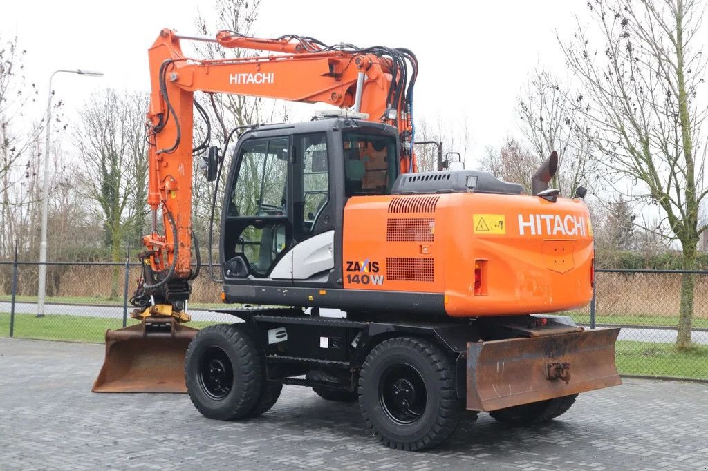 Mobilbagger des Typs Hitachi ZX 140 W-5B ENGCON BUCKET AIRCO, Gebrauchtmaschine in Marknesse (Bild 3)