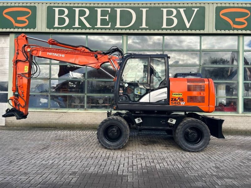 Mobilbagger van het type Hitachi ZX 140W-5B, Gebrauchtmaschine in Roosendaal (Foto 1)