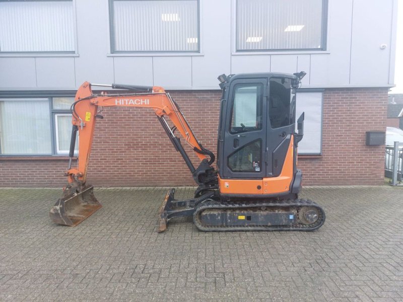 Mobilbagger tip Hitachi ZX 33U, Gebrauchtmaschine in Wierden (Poză 1)