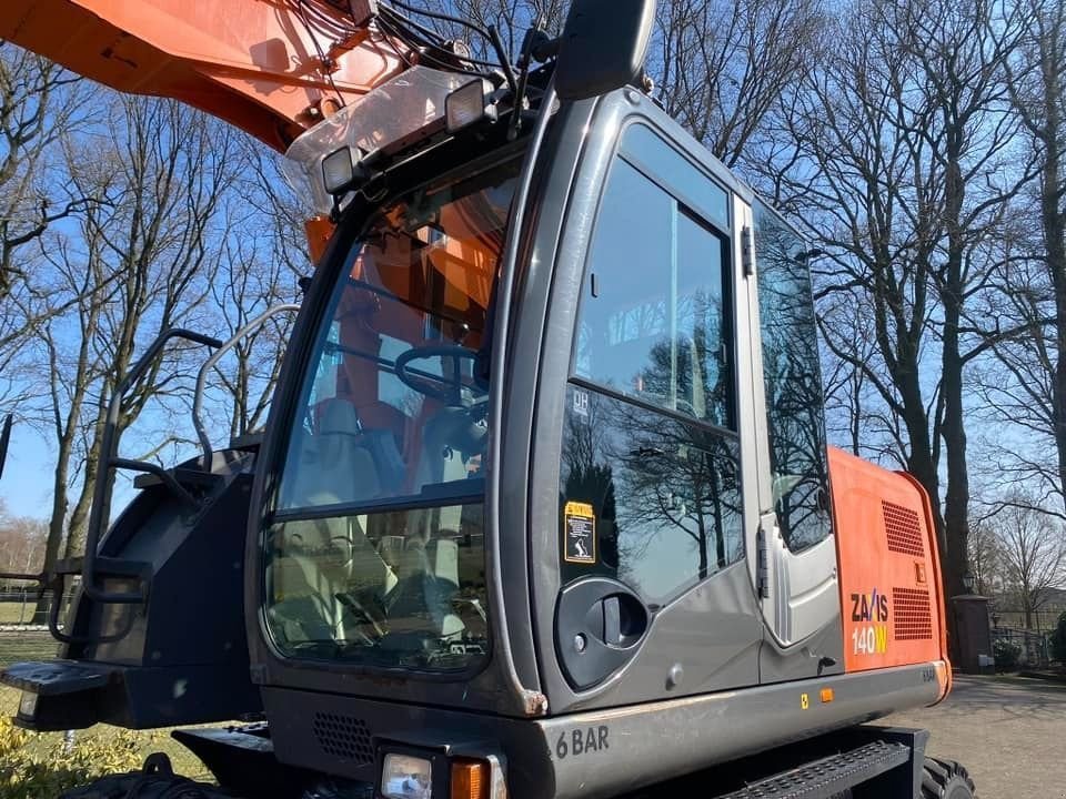 Mobilbagger Türe ait Hitachi ZX140W-3 Mobiele kraan excavator, Gebrauchtmaschine içinde Harskamp (resim 10)