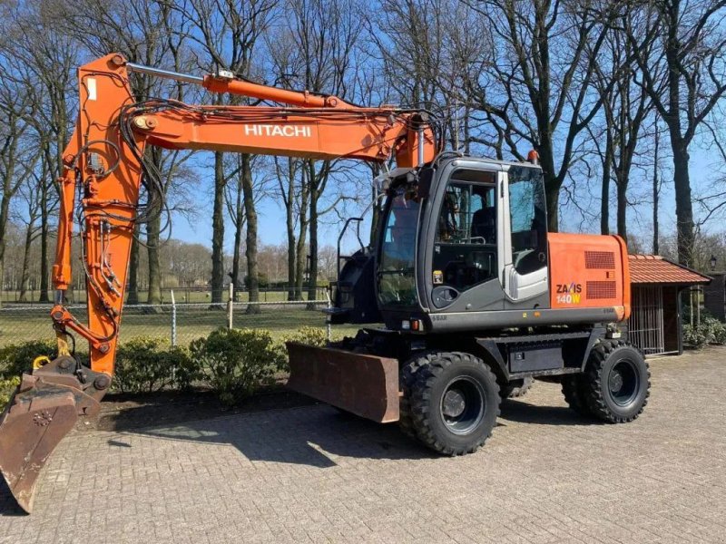 Mobilbagger a típus Hitachi ZX140W-3 Mobiele kraan excavator, Gebrauchtmaschine ekkor: Harskamp (Kép 1)