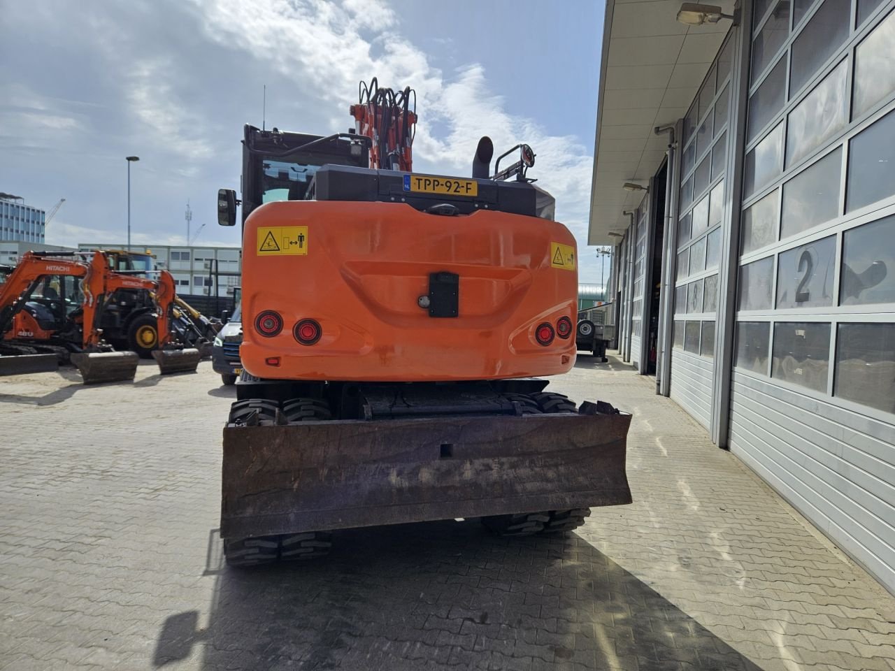 Mobilbagger van het type Hitachi ZX145W-6, Gebrauchtmaschine in Veldhoven (Foto 3)